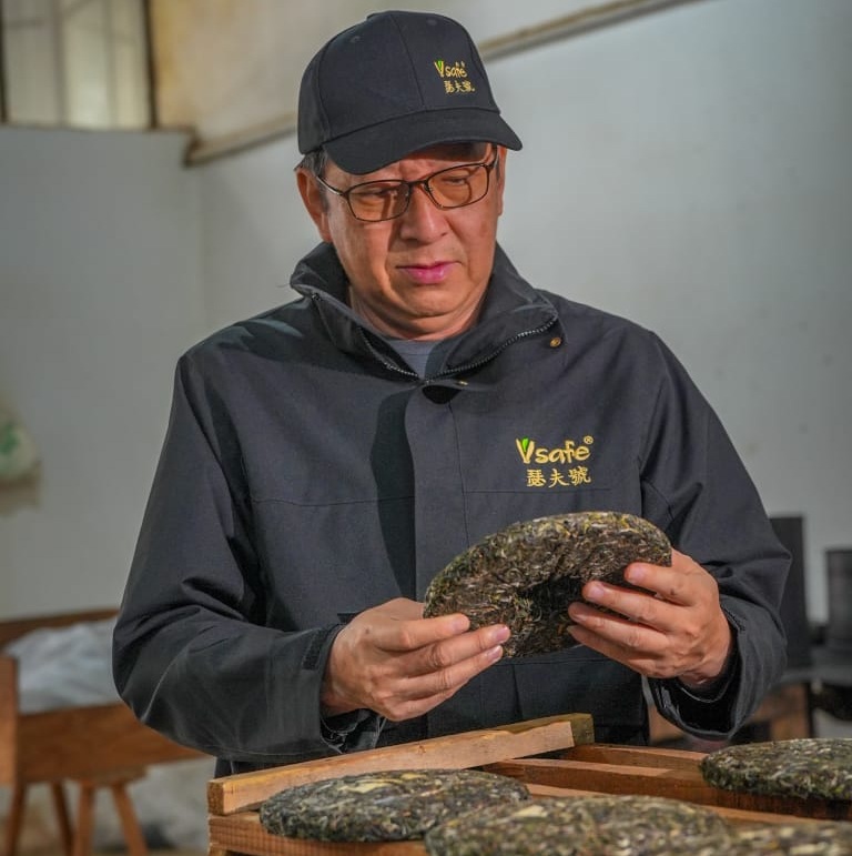 从一场茶博会的意外相遇 到大山深处的一条长期路径 ——访马来西亚农业科技人许宏谦