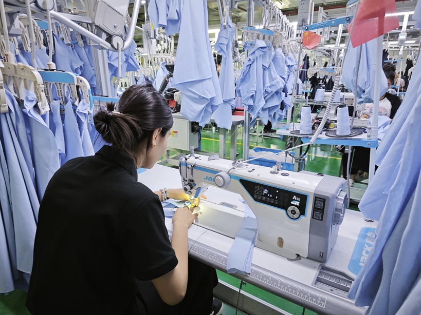 新疆和田：数字赋能下的服装产业新图景